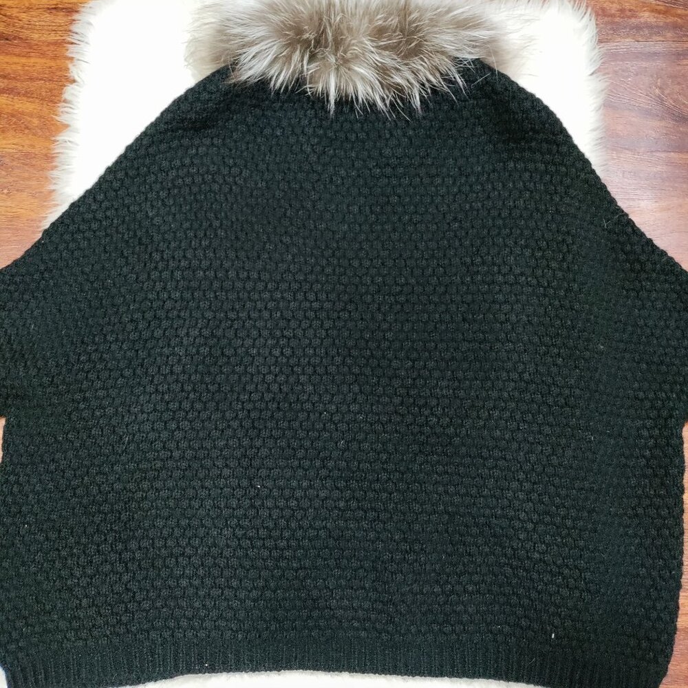 NWT Adrienne Landau Black Real Fox Fur Collar Zipper Closure Knit Poncho OS - Picture 6 of 16